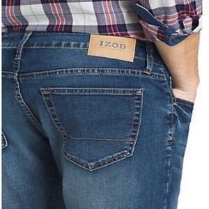 IZOD Men's Straight Fit Denim Jeans